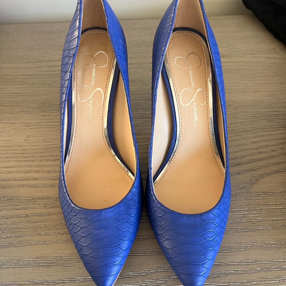 Jessica Simpson - Blue Scalloped Heels
